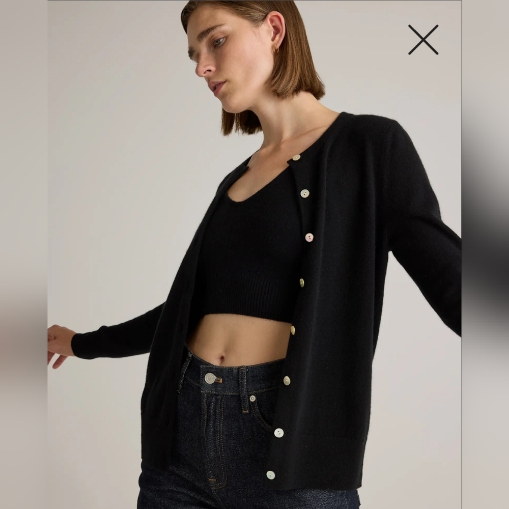 Quince Mongolian 100% Cashmere Black Button Cardigan Sweater! Sz XS! (B22)